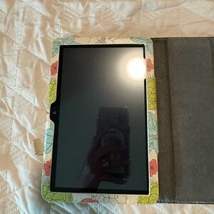 Amazon Fire HD 8 Plus (10th Gen) Tablet with Case
